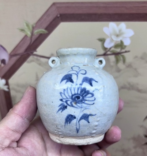 古玩陶瓷菊花紋雙系青花小罐真品鑒賞圖