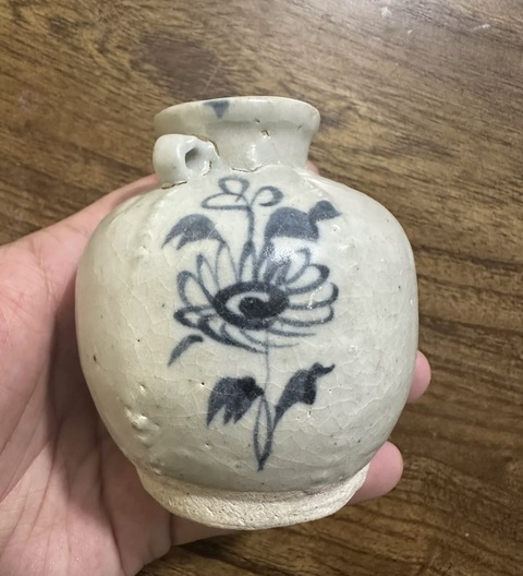 古玩陶瓷菊花紋雙系青花小罐真品鑒賞圖