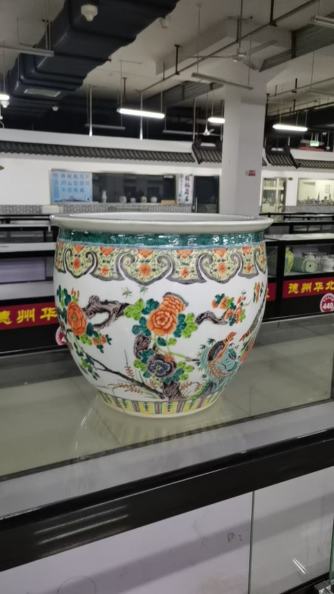 古玩陶瓷花鳥紋五彩缸真品鑒賞圖