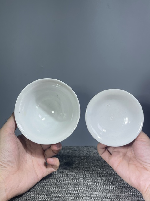 古玩陶瓷(清末民國)乾隆款花卉紋蓋碗拍賣,當(dāng)前價(jià)格1288元