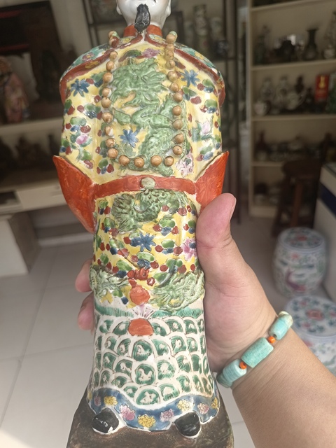 古玩陶瓷粉彩瓷塑真品鑒賞圖