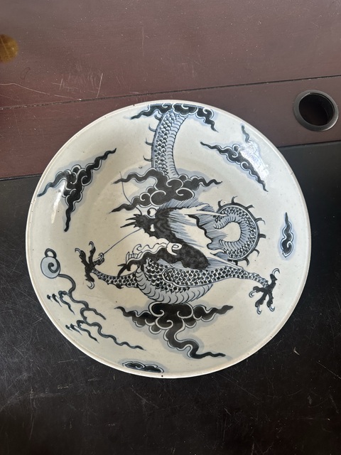 古玩陶瓷清中過墻龍紋盤真品鑒賞圖