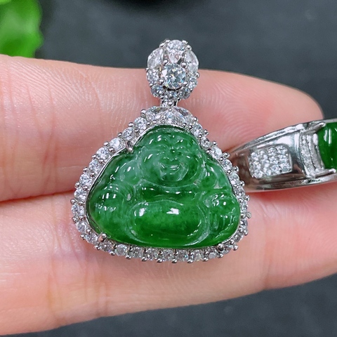 古玩玉器317天然翡翠佛公掛件加活口戒指一手走 配證書拍賣，當前價格450元