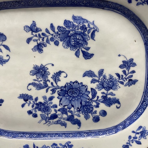 古玩陶瓷清乾隆·折枝花卉紋八方倭角青花盤拍賣，當前價格1890元