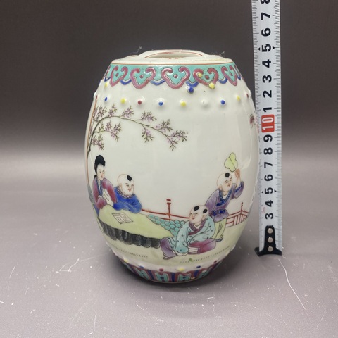 古玩陶瓷三娘教子圖粉彩鼓釘蓋罐真品鑒賞圖