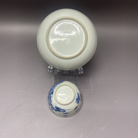 古玩陶瓷山水紋青花杯盤真品鑒賞圖