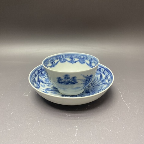 古玩陶瓷山水紋青花杯盤真品鑒賞圖