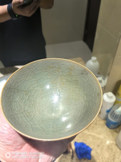 古玩陶瓷南宋龍泉青瓷刻仰蓮紋茶園拍賣，當(dāng)前價(jià)格12000元