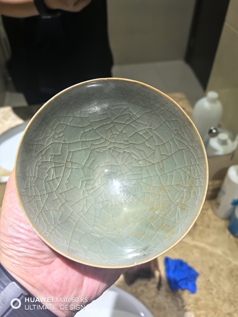 古玩陶瓷南宋龍泉青瓷刻仰蓮紋茶園拍賣，當(dāng)前價(jià)格12000元