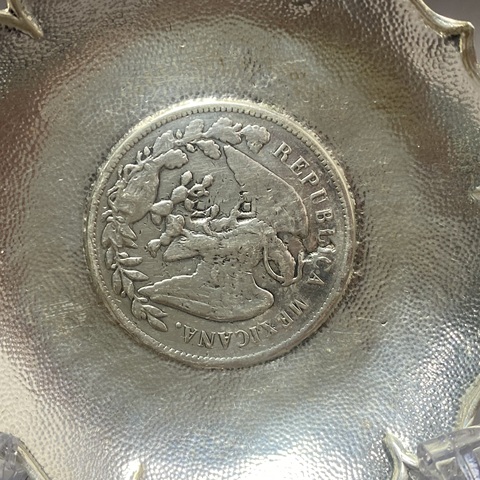 古玩陶瓷民國·鷹洋花口銀盤拍賣，當前價格1890元