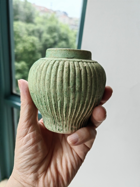 古玩陶瓷綠釉瓜棱罐真品鑒賞圖