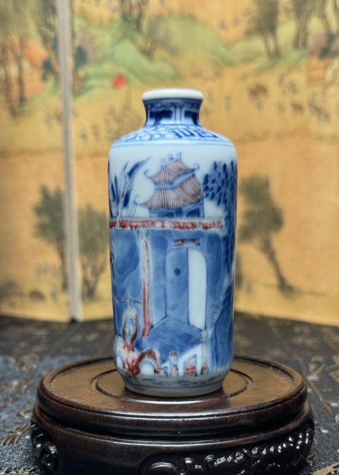 古玩陶瓷青花釉里紅人物鼻煙壺真品鑒賞圖