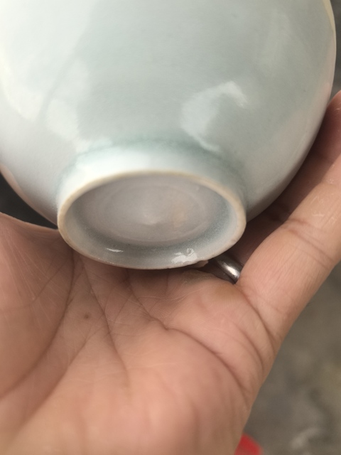 古玩陶瓷湖田窯影青釉花卉紋茶碗真品鑒賞圖
