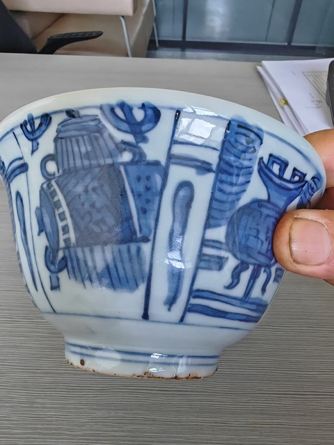 古玩陶瓷明晚期青花碗真品鑒賞圖