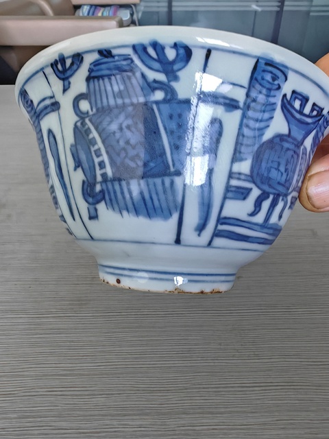 古玩陶瓷明晚期青花碗真品鑒賞圖