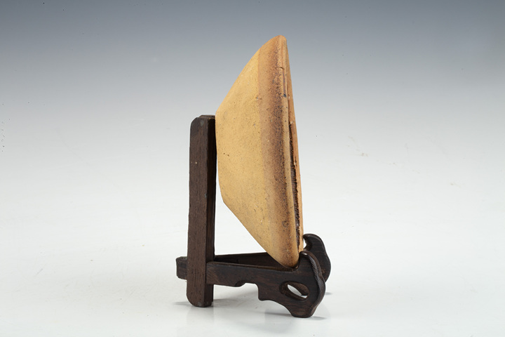 古玩陶瓷明·篦紋碾碗
真品鑒賞圖