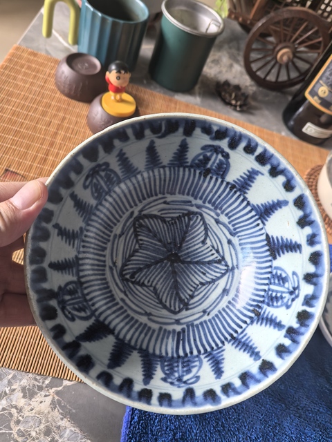 古玩陶瓷青花花卉紋雞心碗真品鑒賞圖