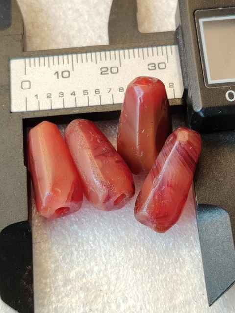 古玩玉器天然紅瑪瑙多棱珠真品鑒賞圖