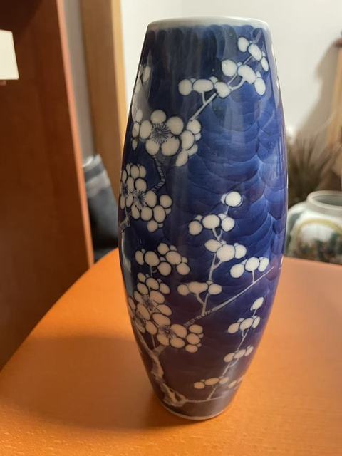 古玩陶瓷青花冰梅紋橄欖瓶真品鑒賞圖