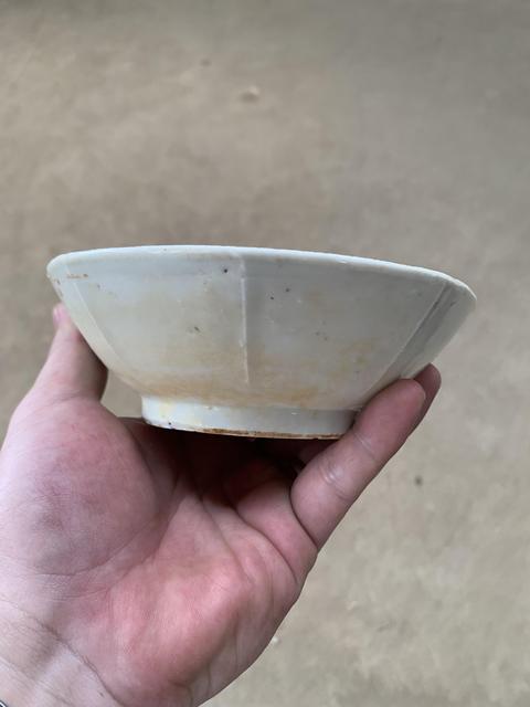 古玩陶瓷青白釉花口盤真品鑒賞圖