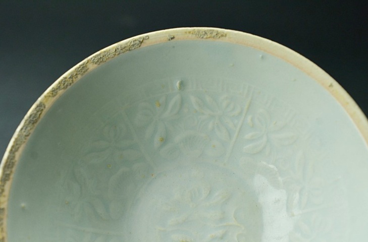 古玩陶瓷宋代影青芒口圈足覆燒工藝印花碗真品鑒賞圖