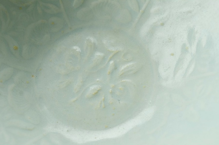 古玩陶瓷宋代影青芒口圈足覆燒工藝印花碗真品鑒賞圖