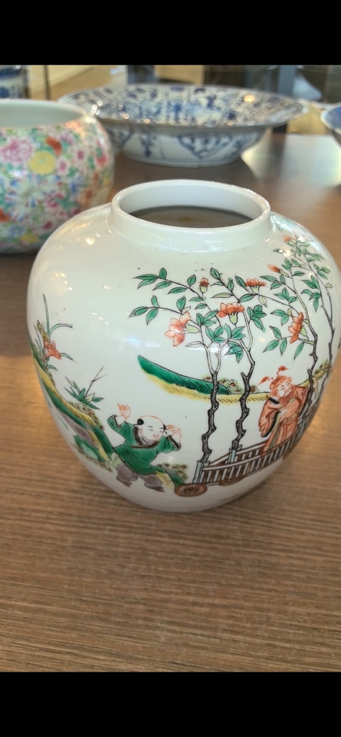 古玩陶瓷清晚期 五彩人物紋罐真品鑒賞圖