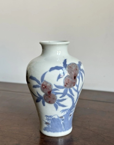 古玩陶瓷青花釉里紅梅瓶真品鑒賞圖