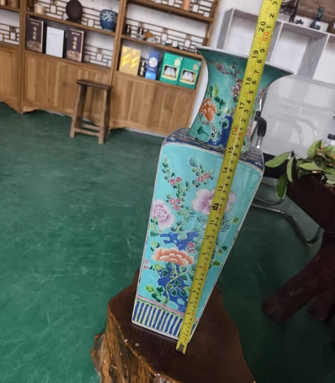 古玩陶瓷天圓地方棒槌瓶真品鑒賞圖
