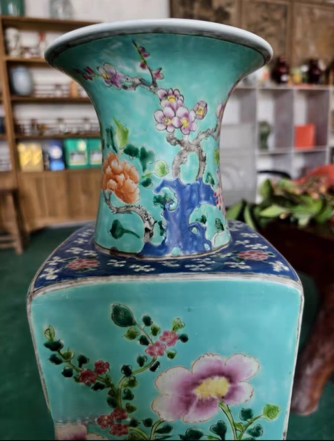 古玩陶瓷天圓地方棒槌瓶真品鑒賞圖
