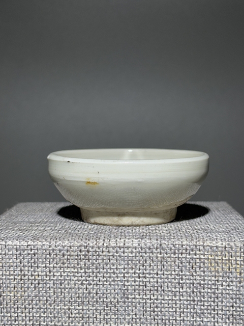古玩陶瓷【明代】白釉油燈拍賣，當前價格188元