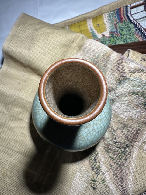 古玩陶瓷哥釉天球瓶真品鑒賞圖