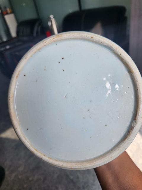 古玩陶瓷青化牡丹紋罐真品鑒賞圖