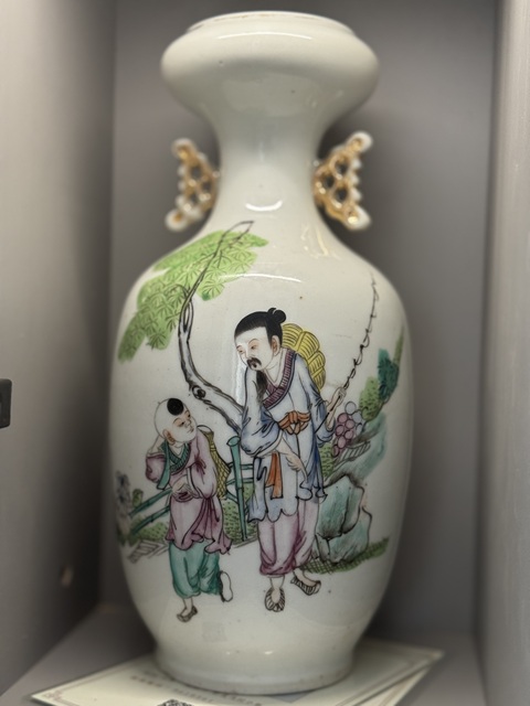 古玩陶瓷油粉彩人物故事洗口瓶拍賣，當前價格4280元