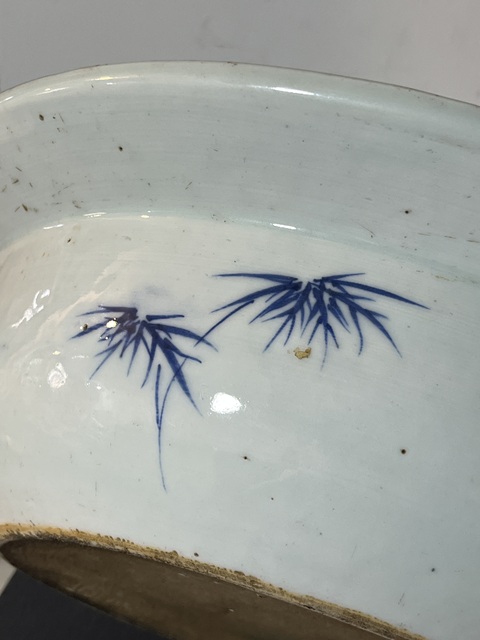 古玩陶瓷人物山水紋青花凈手盆真品鑒賞圖