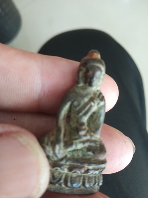 古玩銅器佛像真品鑒賞圖
