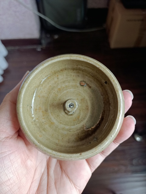 古玩陶瓷【周末放漏拍】龍泉黃釉油燈拍賣,當前價格388元