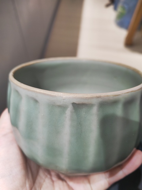 古玩陶瓷龍泉青瓷刻仰蓮紋缽真品鑒賞圖