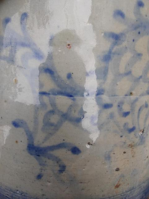 古玩陶瓷龍紋青花三足筒式香爐真品鑒賞圖