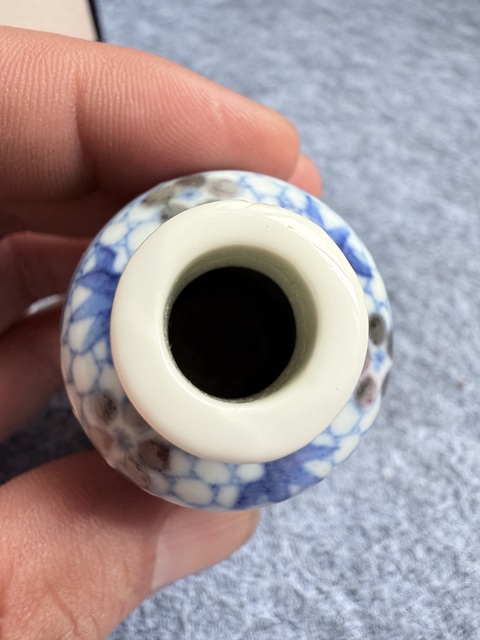 古玩陶瓷清晚·青花釉里紅十二生肖紋鼻煙壺 真品鑒賞圖