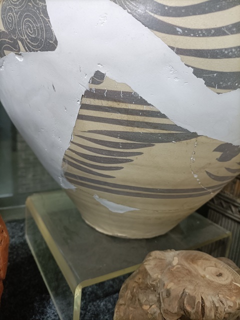 古玩陶瓷元代磁州窯白地黑花鳳紋大罐真品鑒賞圖