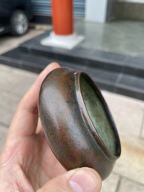 古玩銅器爐子真品鑒賞圖