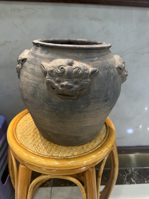 古玩陶瓷灰陶獸耳罐拍賣，當前價格999元