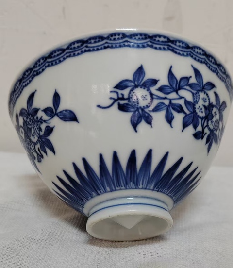 古玩陶瓷青花三多紋雞心杯真品鑒賞圖