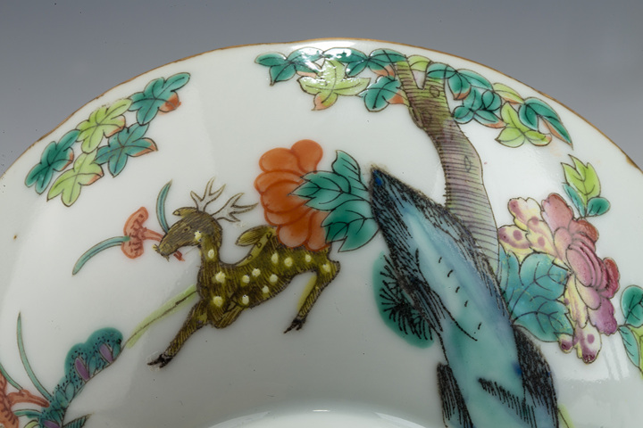 古玩陶瓷清晚·粉彩鹿鶴同春圖花口碗拍賣，當前價格2118元