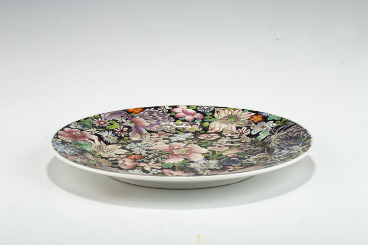 古玩陶瓷民國·墨地粉彩百花不落地紋折沿盤拍賣，當前價格1140元