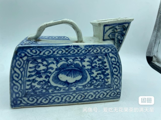 古玩陶瓷青花虎子真品鑒賞圖