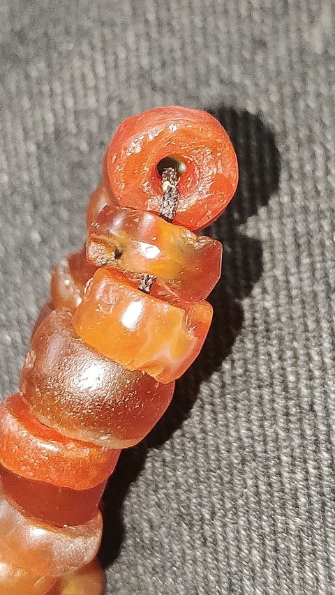 古玩玉器紅瑪瑙珠串拍賣，當(dāng)前價(jià)格39999元