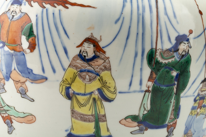 古玩陶瓷清晚·青花五彩三國轅門射戟故事圖尊拍賣，當前價格12096元