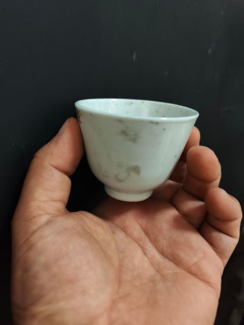 古玩陶瓷民國粉彩祝壽圖壓手杯真品鑒賞圖
